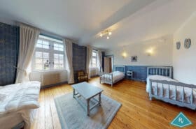 Petit château bien rénové