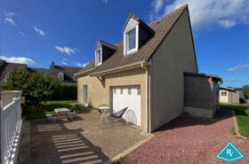 Pavillon avec jardin et garage dans un quartier calme
