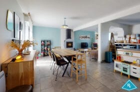 Pavillon avec jardin et garage dans un quartier calme