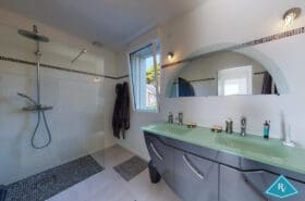 Maison vue mer à 100 m de la plage