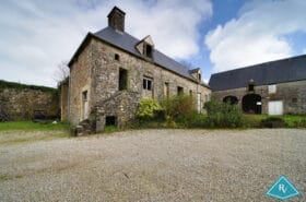 Petit château bien rénové