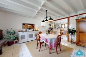 Maison en pierre rénovée