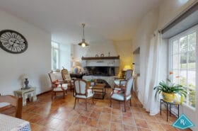 Presbytère de 260m² en campagne avec étangs et verger