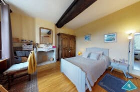 Presbytère de 260m² en campagne avec étangs et verger