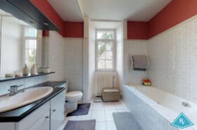 Presbytère de 260m² en campagne avec étangs et verger