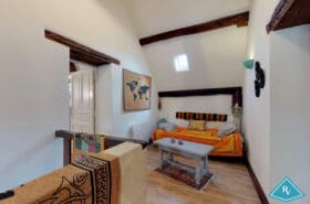 Presbytère de 260m² en campagne avec étangs et verger