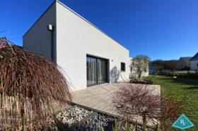 Maison contemporaine à toit plat