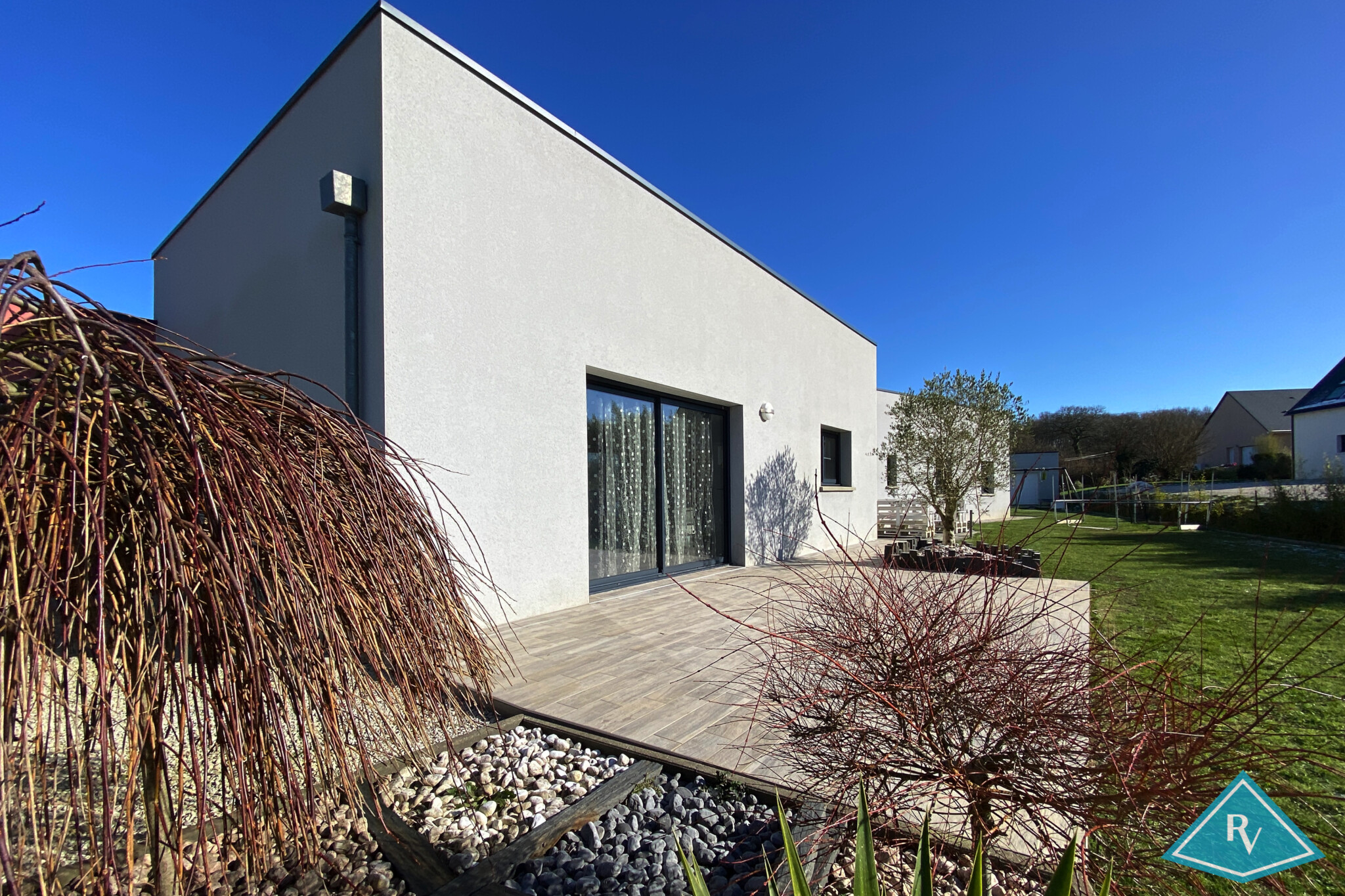 Maison contemporaine à toit plat