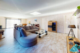 Maison contemporaine à toit plat