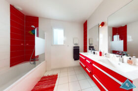 Maison contemporaine à toit plat