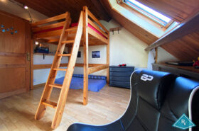 Maison de ville avec joli jardin