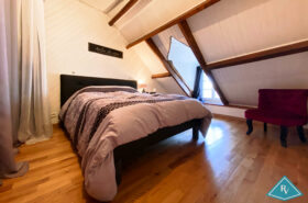 Maison de ville avec joli jardin