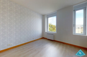 Grand appartement T3 en duplex