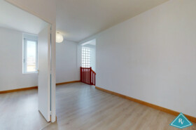 Grand appartement T3 en duplex