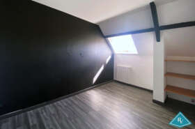 Maison en pierres avec garage