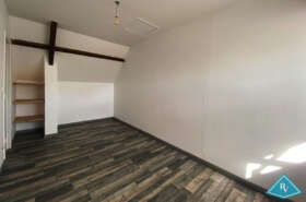 Maison en pierres avec garage