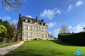 Hôtel particulier avec parc et piscine