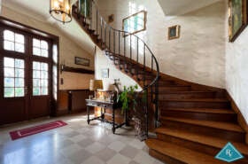 Hôtel particulier avec parc et piscine