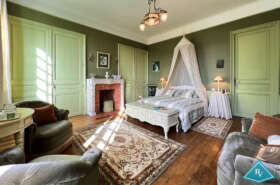 Hôtel particulier avec parc et piscine