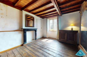 Maison en pierre avec tour du XVème