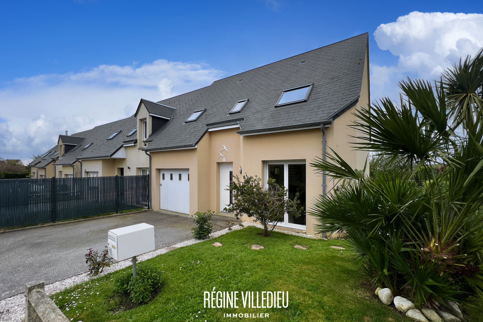 Jolie maison avec jardin et garage