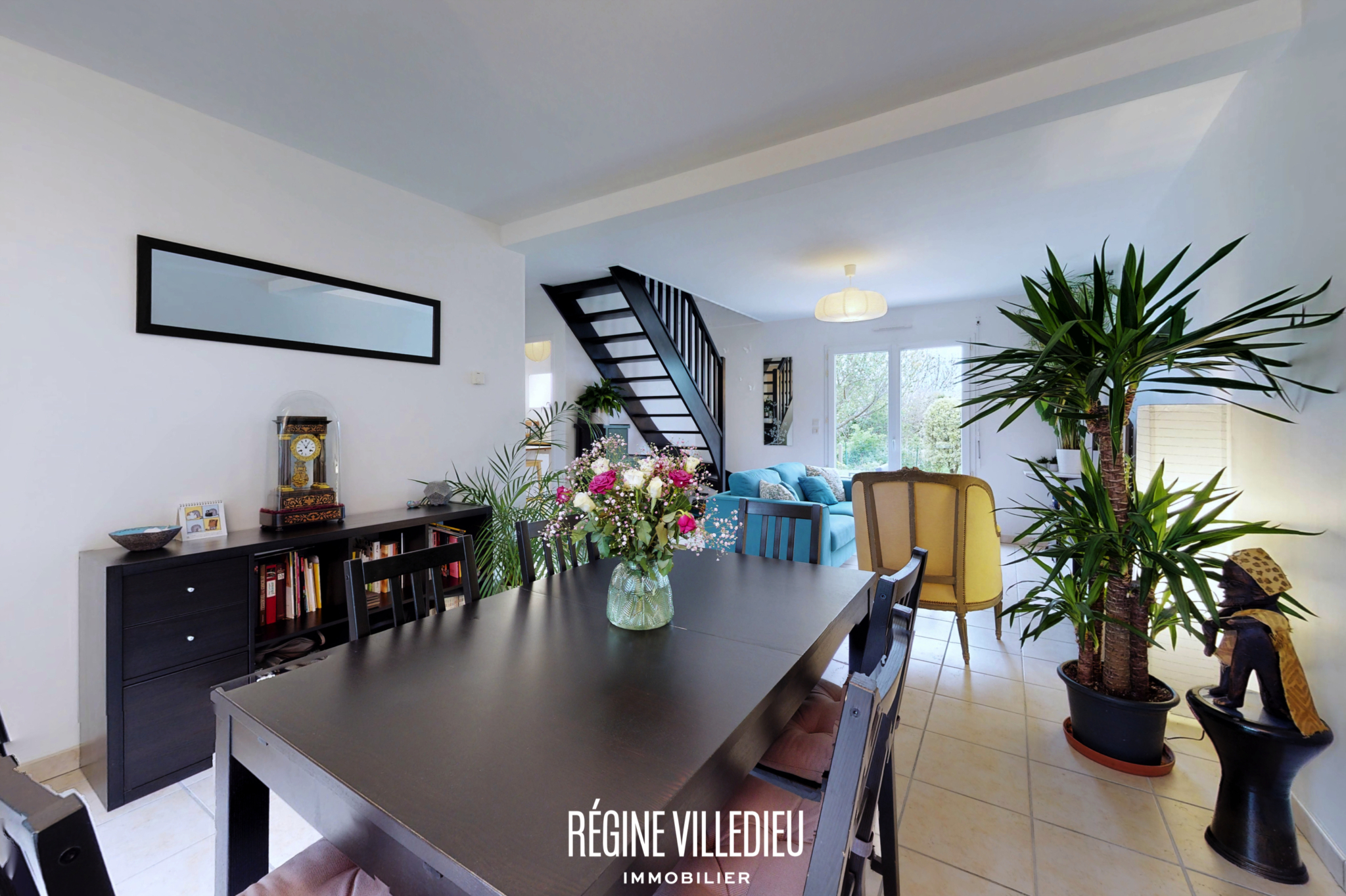 Jolie maison avec jardin et garage