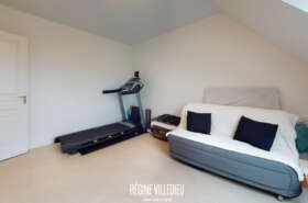 Jolie maison avec jardin et garage