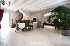 Propriété avec dépendances