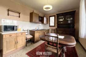 Maison sur sous-sol complet