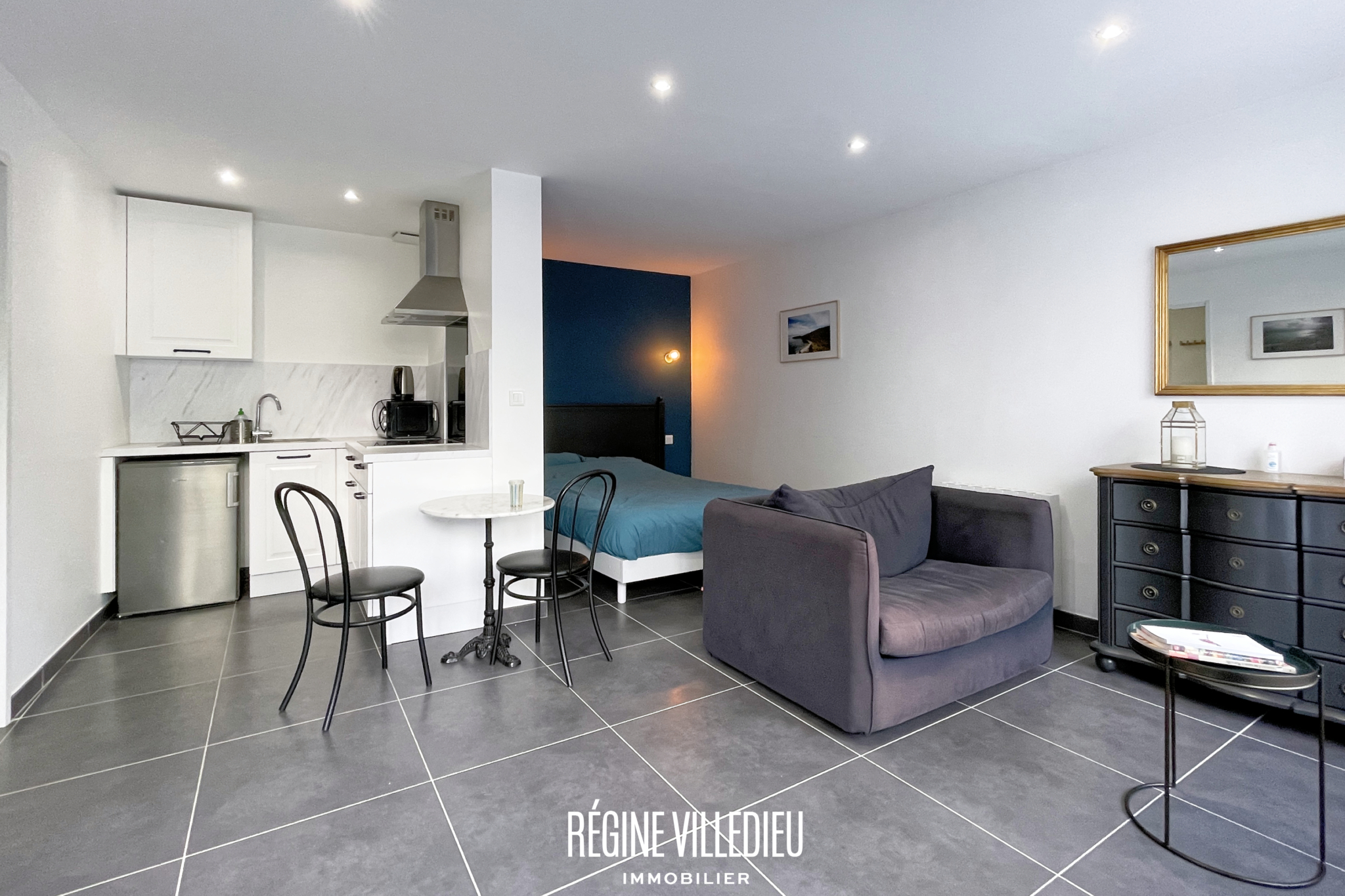 Maison cherbourgeoise en centre ville avec extérieur