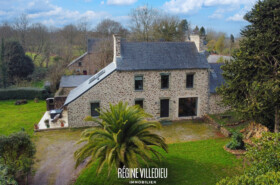 Belle maison en pierre rénovée