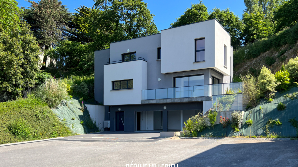 Maison d&rsquo;architecte avec terrasse