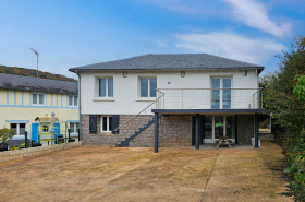 Maison avec jardin à 1km de la mer