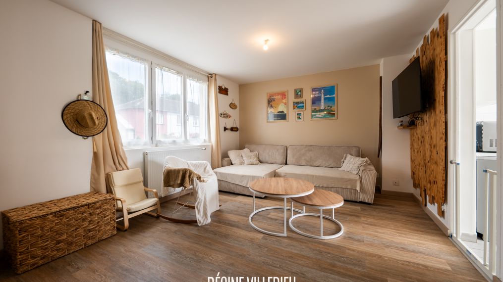 Maison avec terrasse et jardin