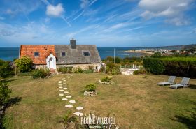 Maison avec vue mer et jardin