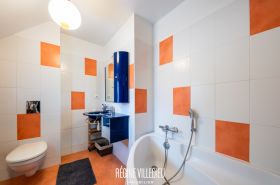 Maison moderne proche de la plage