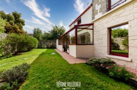 Maison de ville avec garage