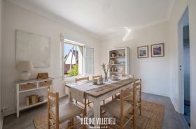 Maison avec grande dépendance et jardin