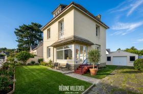 Maison avec grande dépendance et jardin