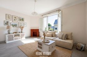 Maison avec grande dépendance et jardin