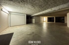 Grand appartement de standing avec vue sur le port