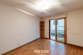 Grand appartement de standing avec vue sur le port