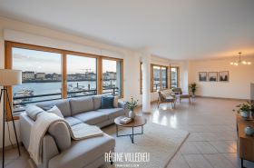 Grand appartement de standing avec vue sur le port