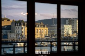 Grand appartement de standing avec vue sur le port