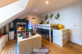 Maison de ville rénovée avec jardin proche du centre