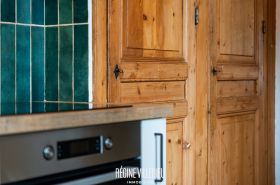 Maison de ville rénovée avec jardin proche du centre