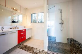 Villa avec piscine et jardin