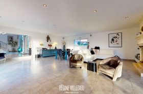 Villa avec piscine et jardin