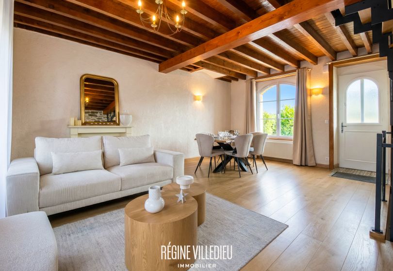 Maison avec jardin sur les hauteurs