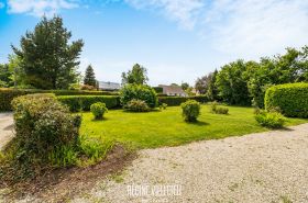 Maison avec jardin et garage